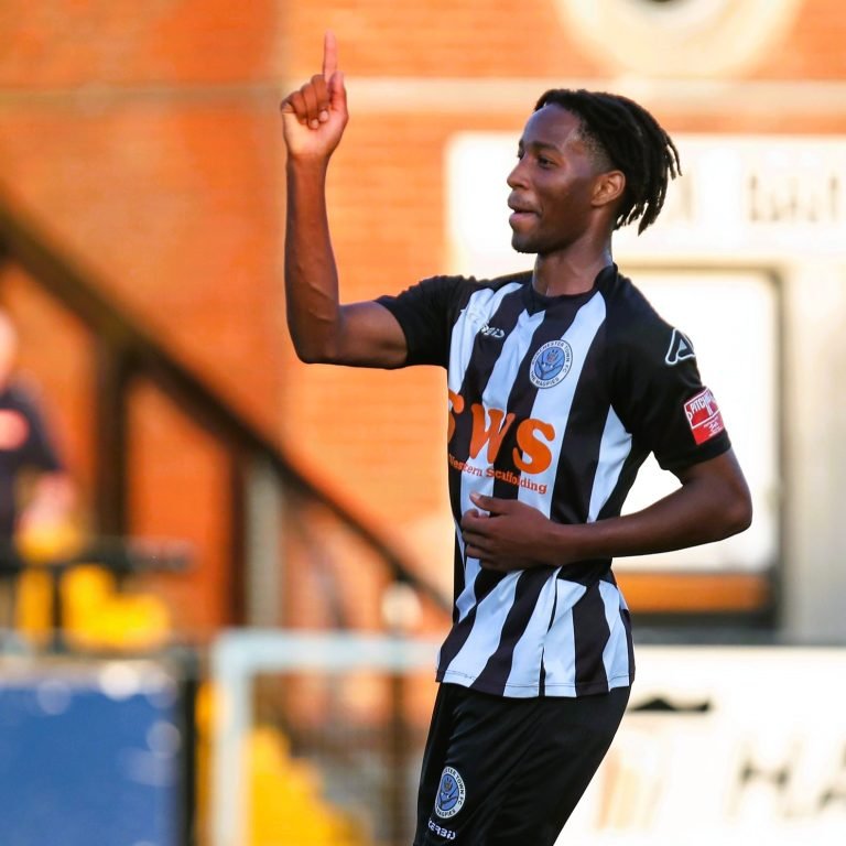 Benjani Jr completes loan move to Dorchester Town