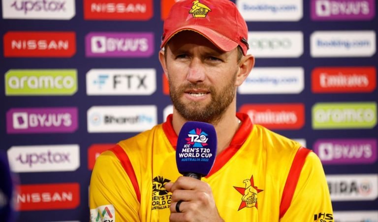 Ervine returns to Zimbabwe squads for the tour of Sri Lanka; Williams out injured