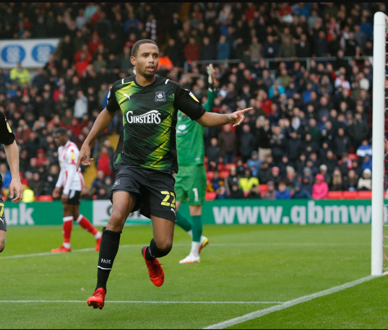 Galloway in talks to extend his Plymouth Argyle contract 