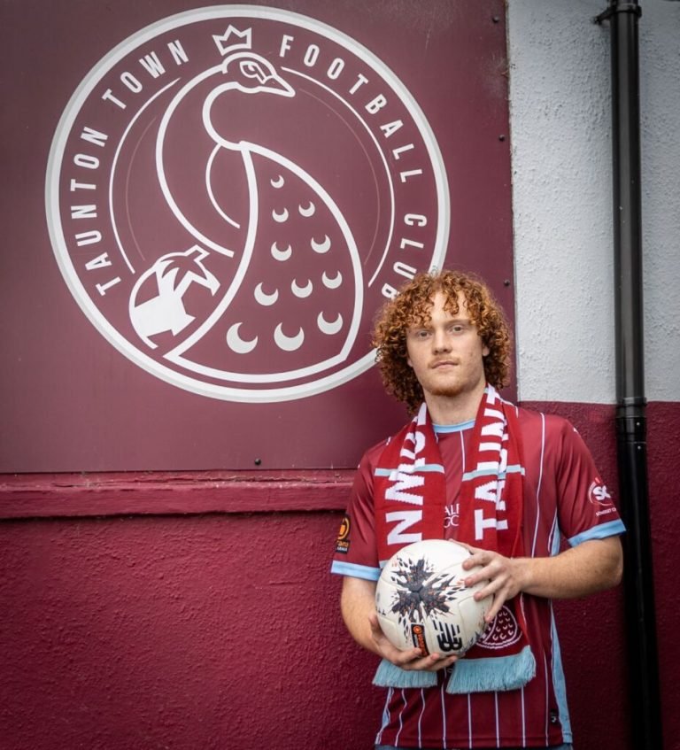 English-Brown joins English side Taunton Town