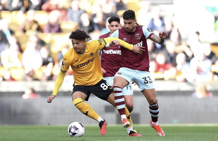 Chiwome agrees new Wolves contract