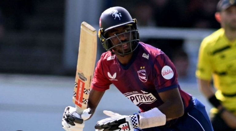 Muyeye joins Melbourne Renegades in Big Bash League