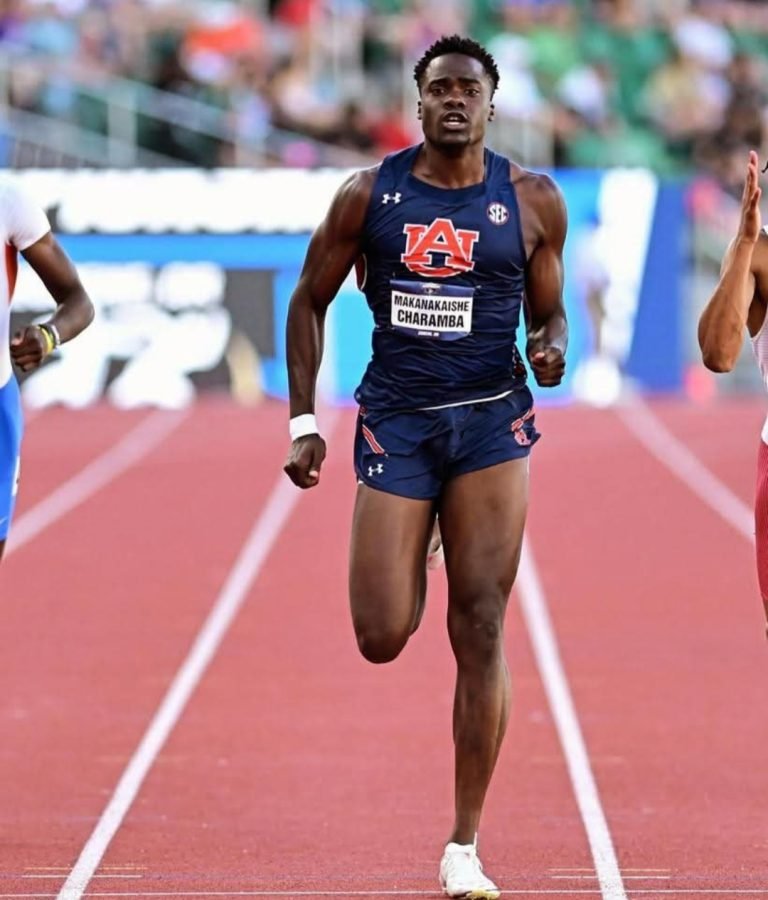 Olympics star Charamba equals PB to win 200m title