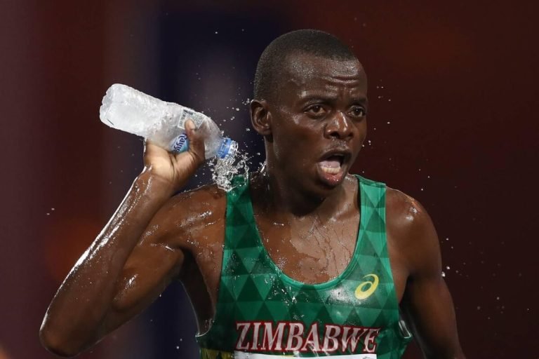 Mpofu powers to top 10 finish in World Athletics Championships marathon