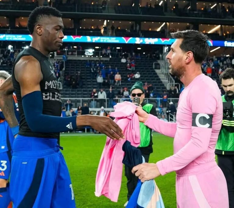 Hadebe earns contract extension at FC Cincinnati